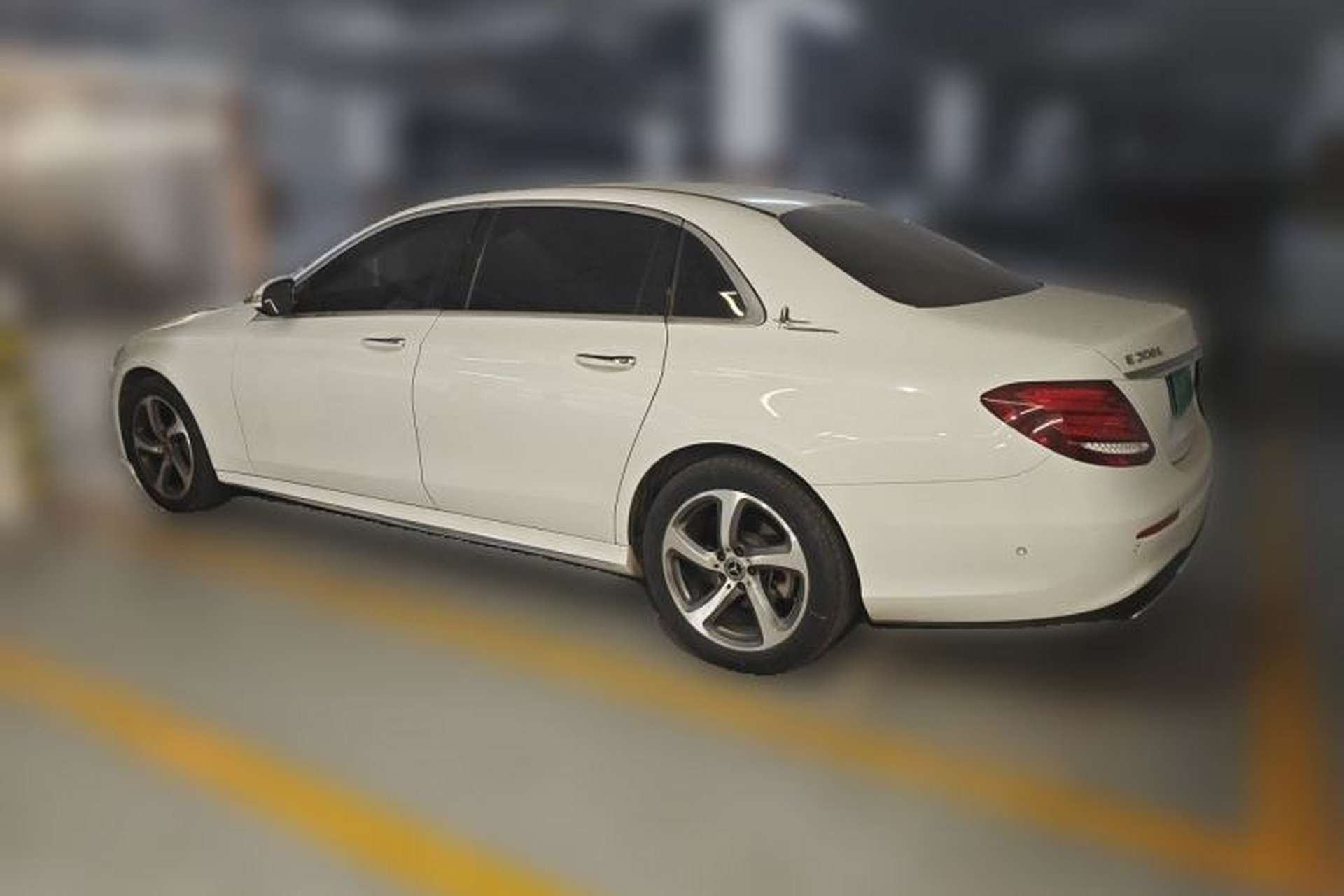 Used Mercedes-Benz E-Class 2017 E 300 L Sporty and Stylish Model Rear Left 45 Deg