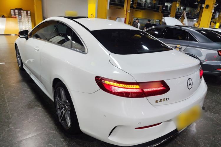 Used Mercedes-Benz E-Class 2017 E 200 Coupe Rear Left 45 Deg