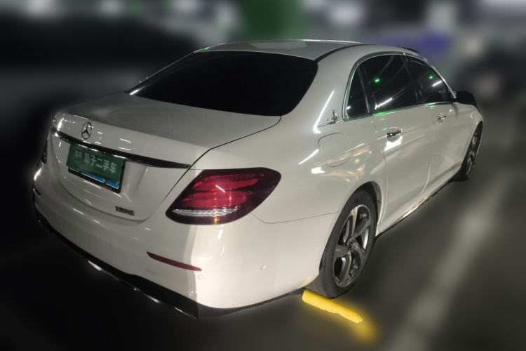 Used Mercedes-Benz E-Class 2017 E 300 L Sporty and Stylish Model Rear Right 45 Deg