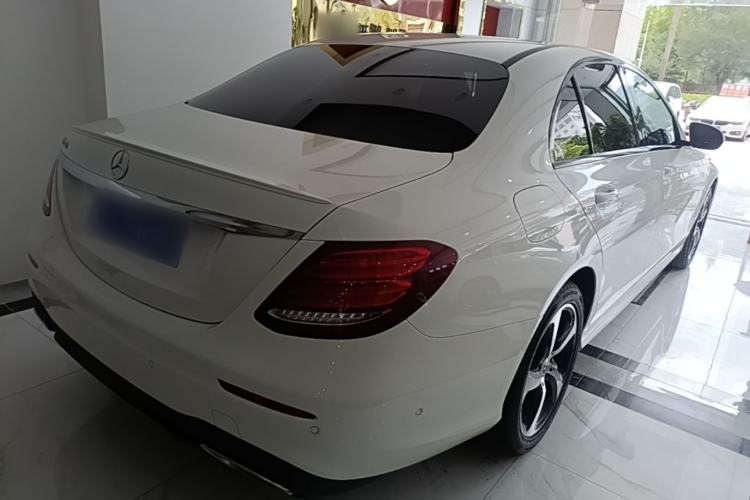 Used Mercedes-Benz E-Class 2017 E 200 Sport Rear Right 45 Deg
