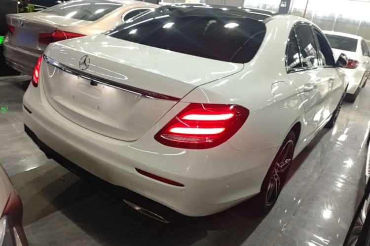 Used Mercedes-Benz E-Class 2017 E 200 Sport 4MATIC Rear Right 45 Deg