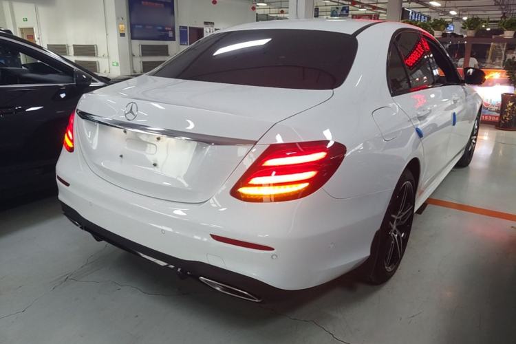 Used Mercedes-Benz E-Class 2017 E 200 Sport 4MATIC Rear Right 45 Deg