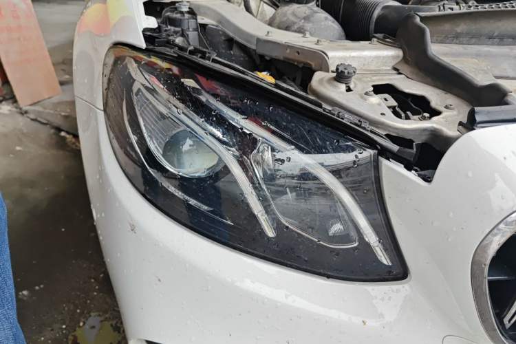 Used Mercedes-Benz E-Class 2017 E 200 L Sport 4MATIC Right Front Headlight