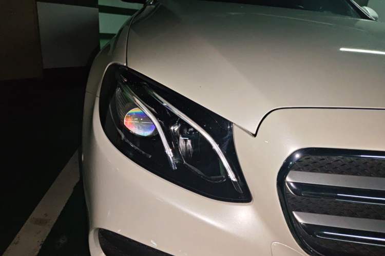Used Mercedes-Benz E-Class 2017 E 300 L Sporty and Stylish Model Right Front Headlight