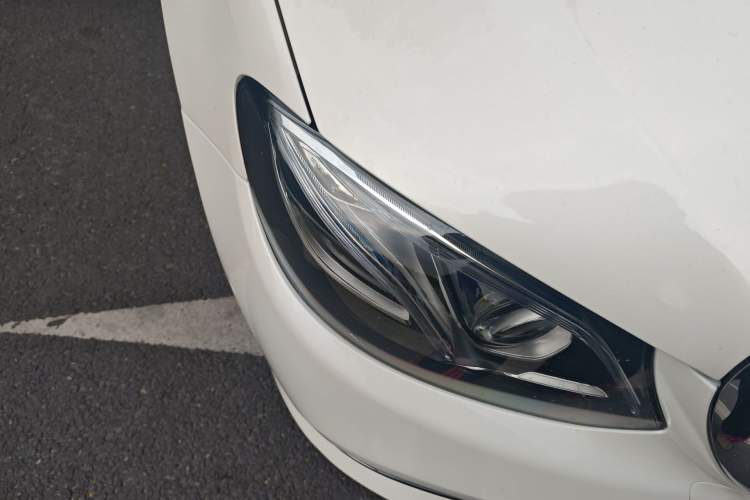 Used Mercedes-Benz E-Class 2017 E 300 L Luxury Model Right Front Headlight