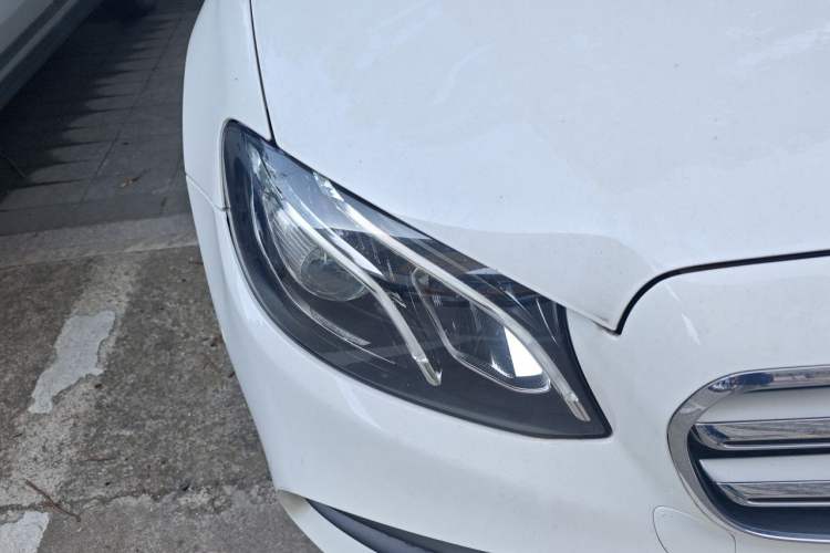 Used Mercedes-Benz E-Class 2017 E 300 L Sport Luxury Edition Right Front Headlight