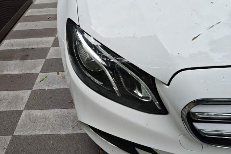 Used Mercedes-Benz E-Class 2017 E 300 L Sport Luxury Edition Right Front Headlight