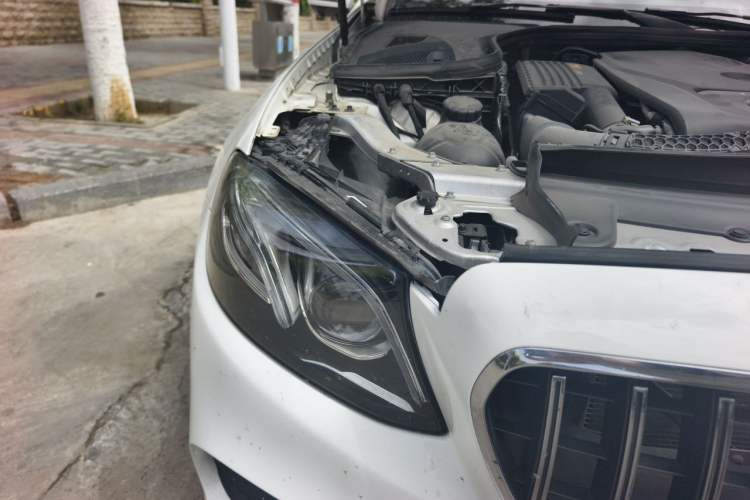 Used Mercedes-Benz E-Class 2017 E 300 Coupe Right Front Headlight