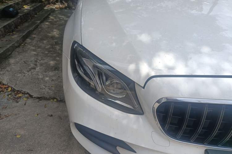 Used Mercedes-Benz E-Class 2017 E 320 L 4MATIC Right Front Headlight
