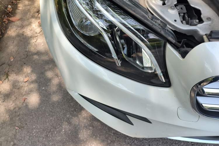 Used Mercedes-Benz E-Class 2017 E 300 L Sport Luxury Edition Right Front Headlight