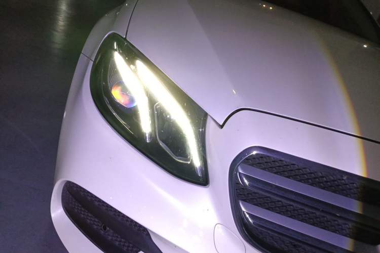 Used Mercedes-Benz E-Class 2017 E 300 L Sport Luxury Edition Right Front Headlight