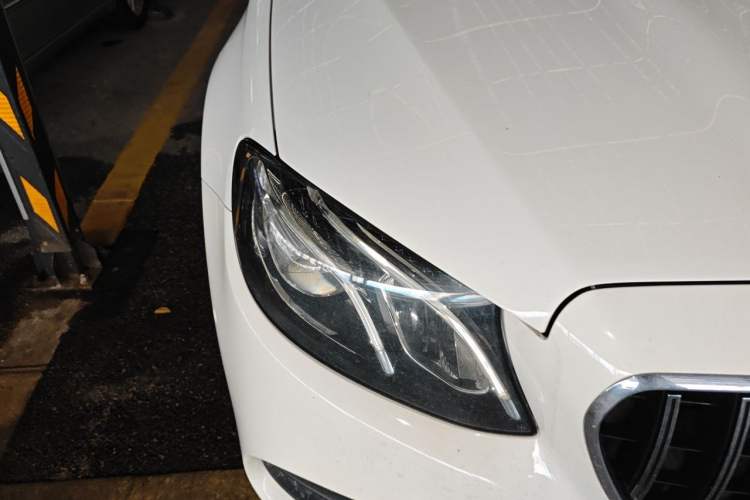 Used Mercedes-Benz E-Class 2017 Facelift E 200 Sport 4MATIC Right Front Headlight