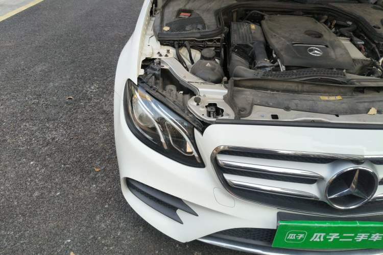 Used Mercedes-Benz E-Class 2017 E 300 L Sport Luxury Edition Right Front Headlight