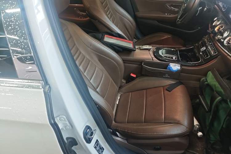 Used Mercedes-Benz E-Class 2017 E 300 L Sport Luxury Edition Right Front Seat