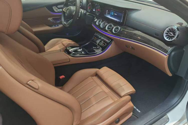 Used Mercedes-Benz E-Class 2017 E 200 Coupe Right Front Seat