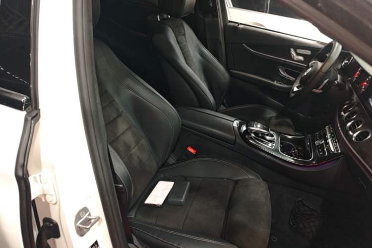 Used Mercedes-Benz E-Class 2017 E 200 Sport 4MATIC Right Front Seat