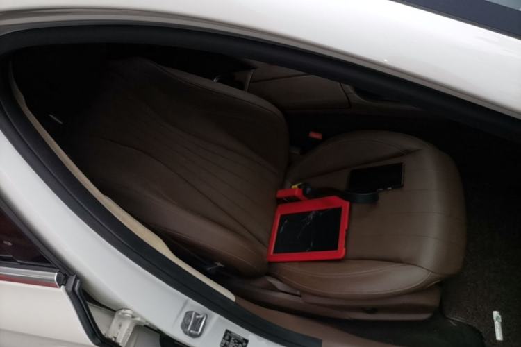 Used Mercedes-Benz E-Class 2017 E 300 L Luxury Model Right Front Seat