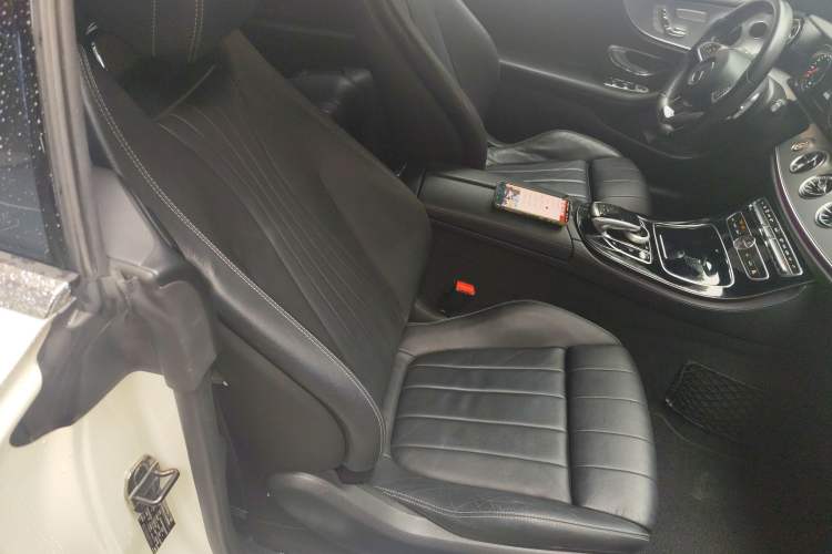 Used Mercedes-Benz E-Class 2017 E 200 4MATIC Coupe Right Front Seat
