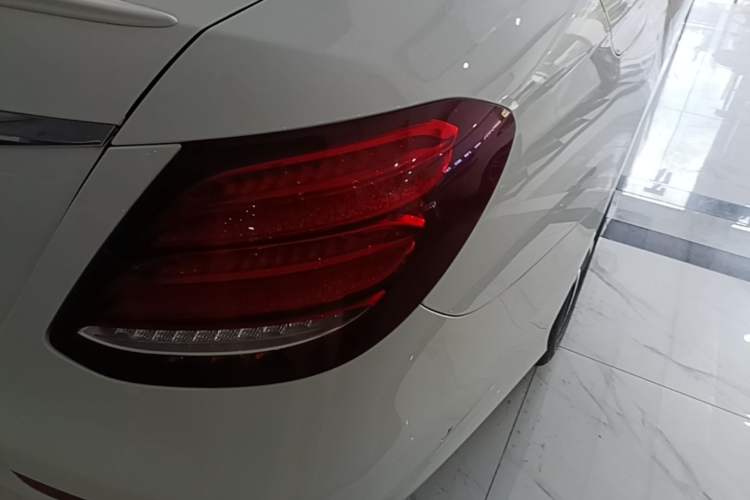 Used Mercedes-Benz E-Class 2017 E 200 Sport Right Rear Taillight