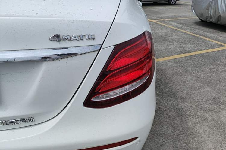 Used Mercedes-Benz E-Class 2017 E 200 Sport 4MATIC Right Rear Taillight