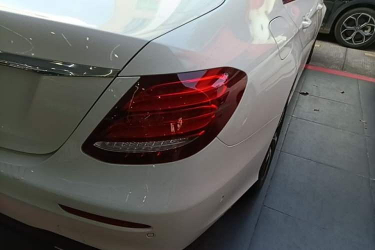 Used Mercedes-Benz E-Class 2017 E 200 Sport Right Rear Taillight