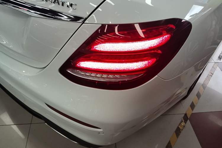 Used Mercedes-Benz E-Class 2017 E 200 Sport Right Rear Taillight