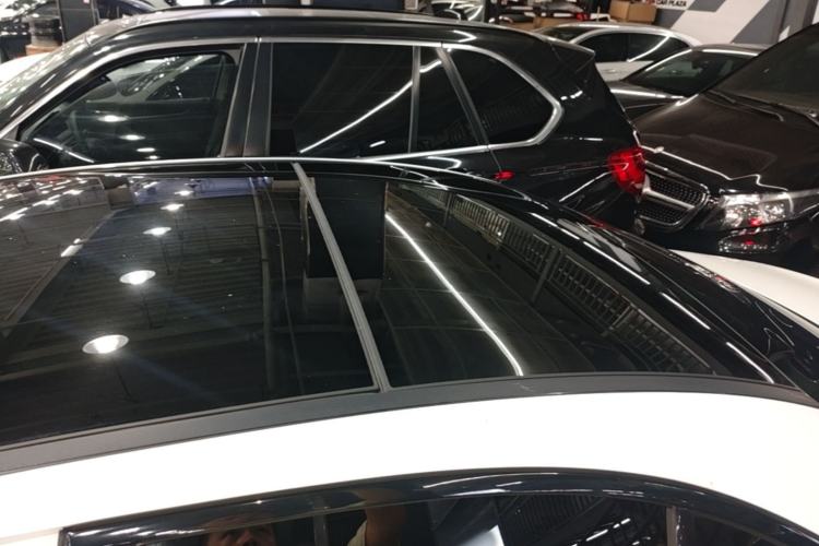 Used Mercedes-Benz E-Class 2017 E 200 Sport 4MATIC Roof
