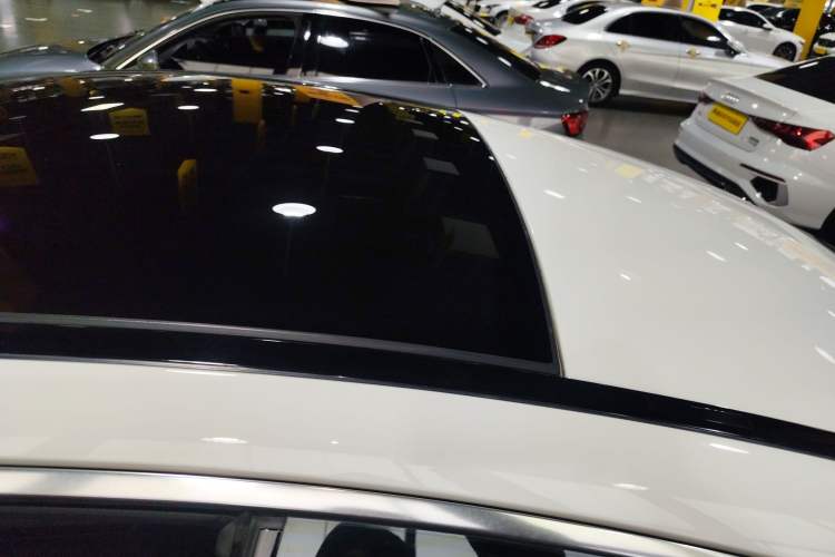 Used Mercedes-Benz E-Class 2017 E 200 Coupe Roof