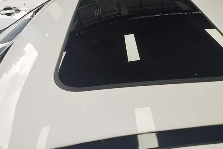 Used Mercedes-Benz E-Class 2017 E 200 Sport Roof