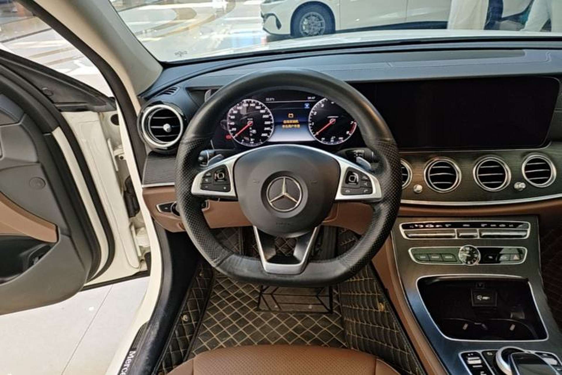 Used Mercedes-Benz E-Class 2017 E 300 L Sporty and Stylish Model Steering Wheel