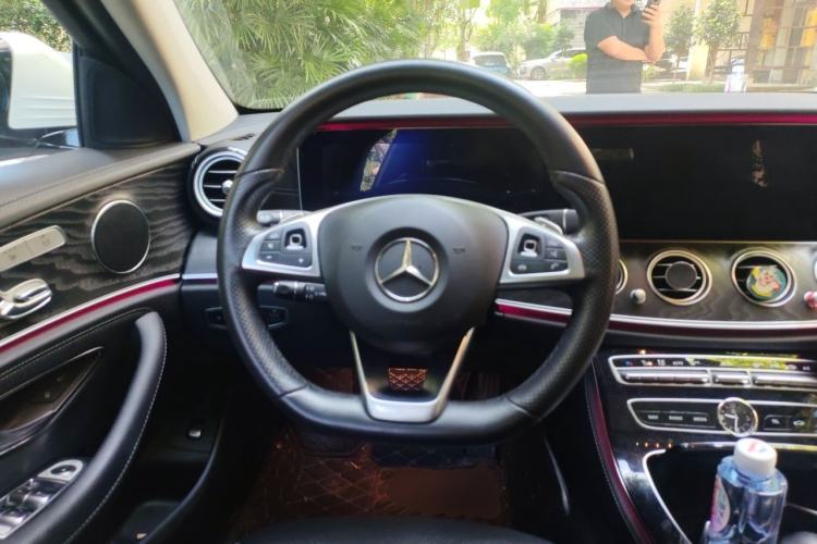 Used Mercedes-Benz E-Class 2017 E 300 L Sport Luxury Edition Steering Wheel
