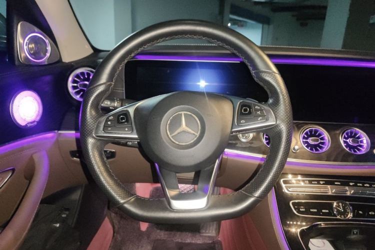 Used Mercedes-Benz E-Class 2017 E 300 L Sport Luxury Edition Steering Wheel