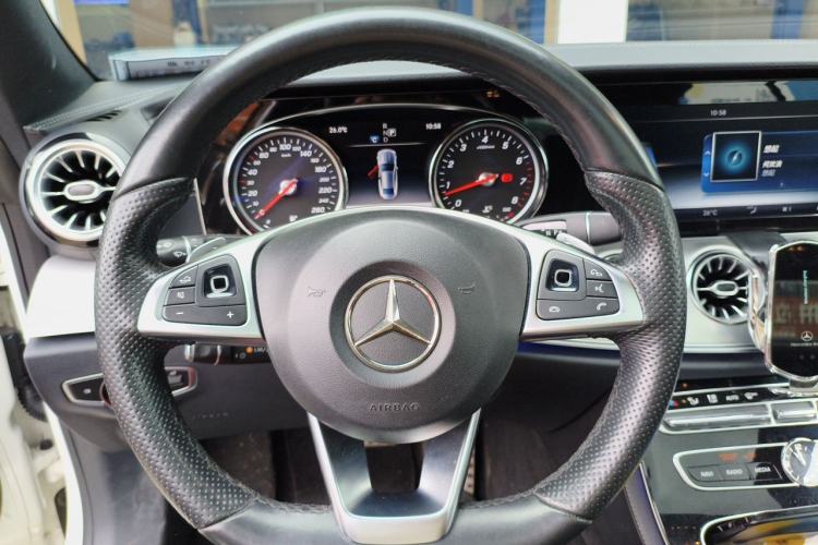 Used Mercedes-Benz E-Class 2017 E 200 4MATIC Coupe Steering Wheel