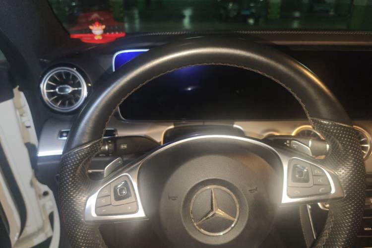 Used Mercedes-Benz E-Class 2017 E 300 Coupe Steering Wheel