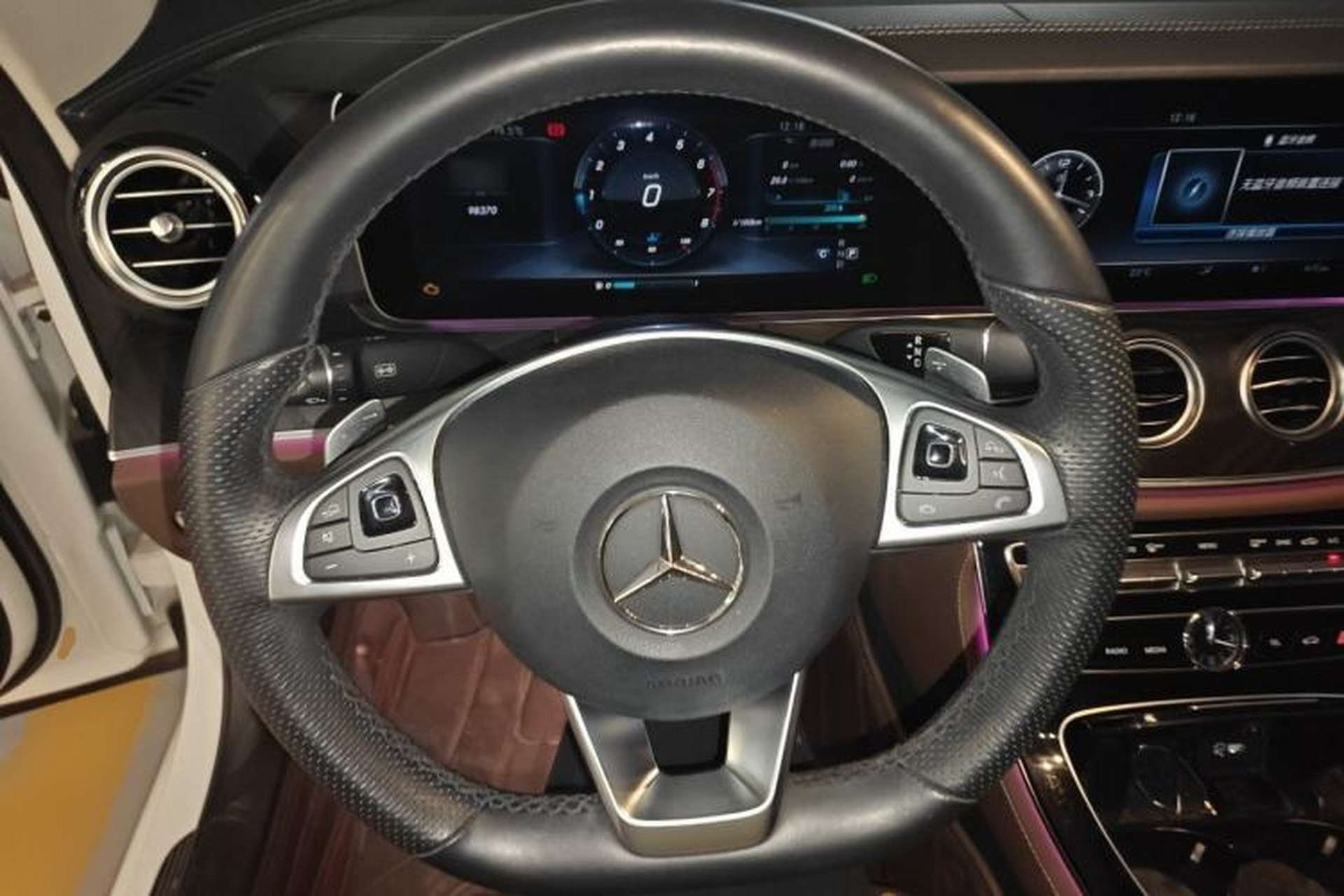 Used Mercedes-Benz E-Class 2017 E 300 L Sporty and Stylish Model Steering Wheel