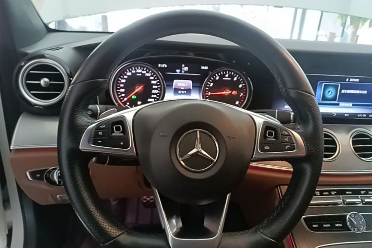 Used Mercedes-Benz E-Class 2017 E 200 Sport Steering Wheel