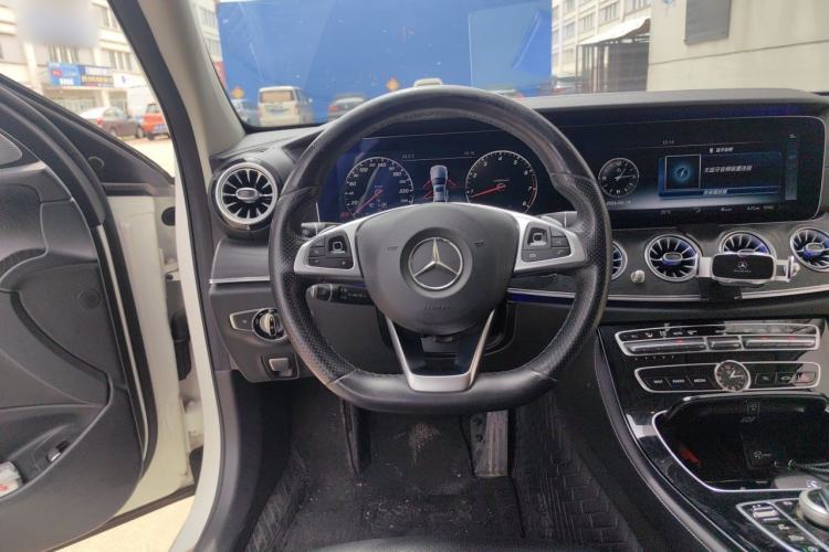 Used Mercedes-Benz E-Class 2017 E 200 L 4MATIC Steering Wheel
