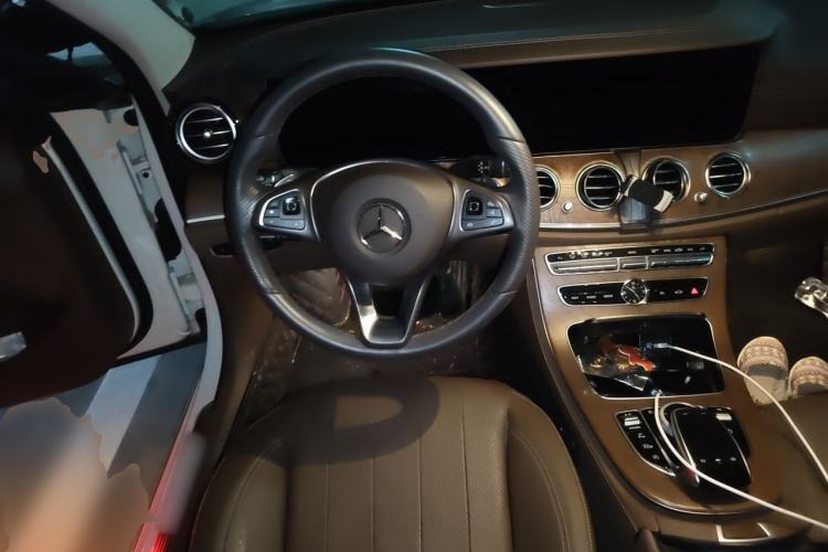 Used Mercedes-Benz E-Class 2017 E 300 L Sporty and Stylish Model Steering Wheel