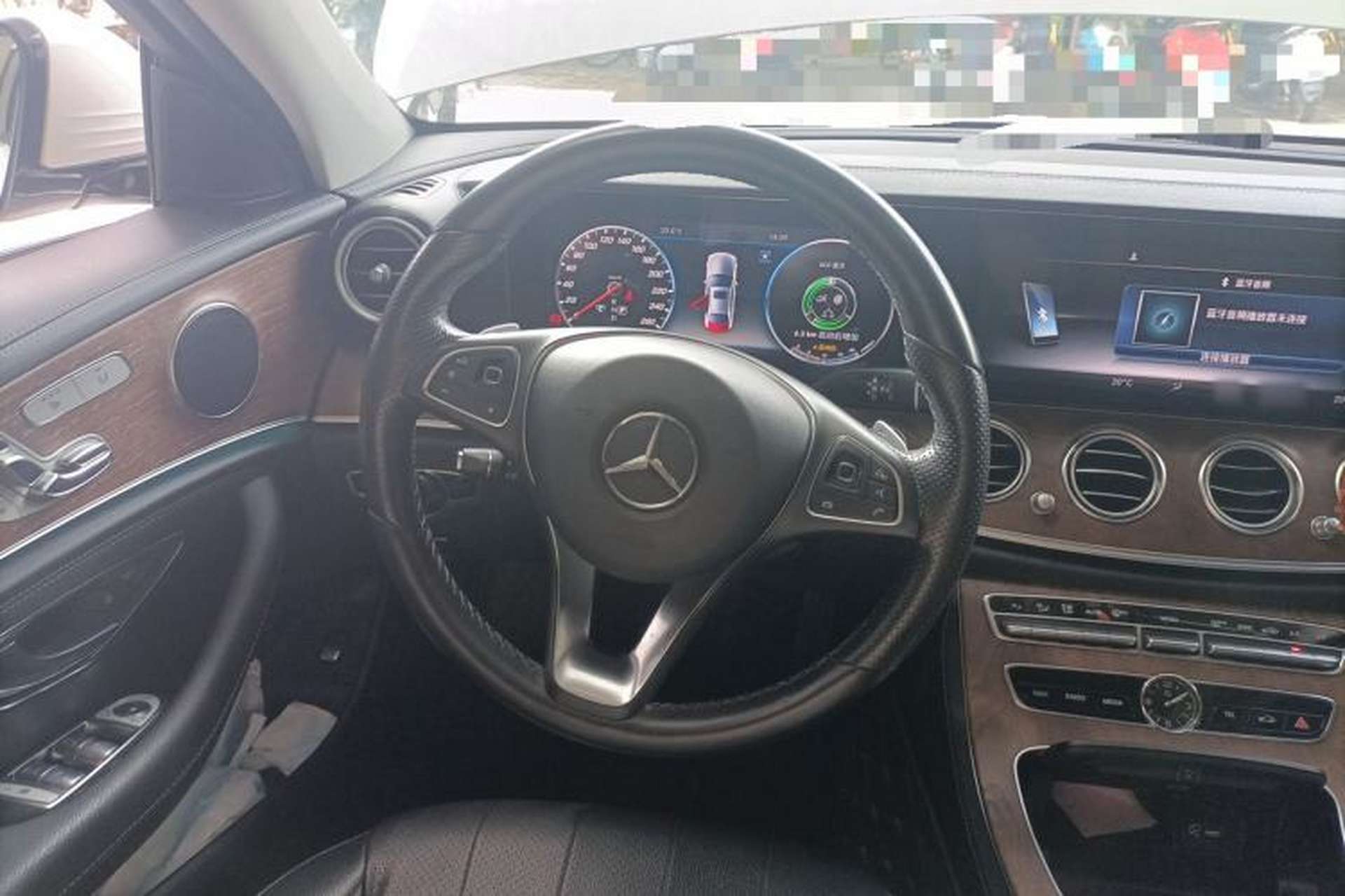 Used Mercedes-Benz E-Class 2017 E 300 L Luxury Model Steering Wheel