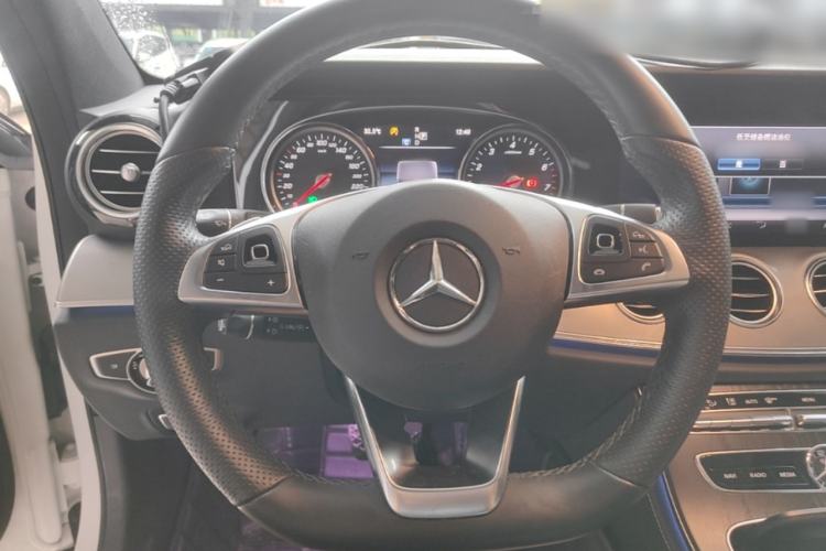 Used Mercedes-Benz E-Class 2017 E 200 Sport Steering Wheel