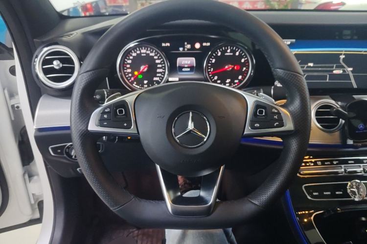 Used Mercedes-Benz E-Class 2017 E 200 Sport 4MATIC Steering Wheel