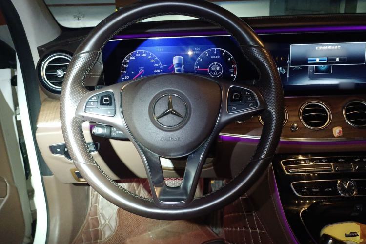Used Mercedes-Benz E-Class 2017 E 300 L Luxury Model Steering Wheel
