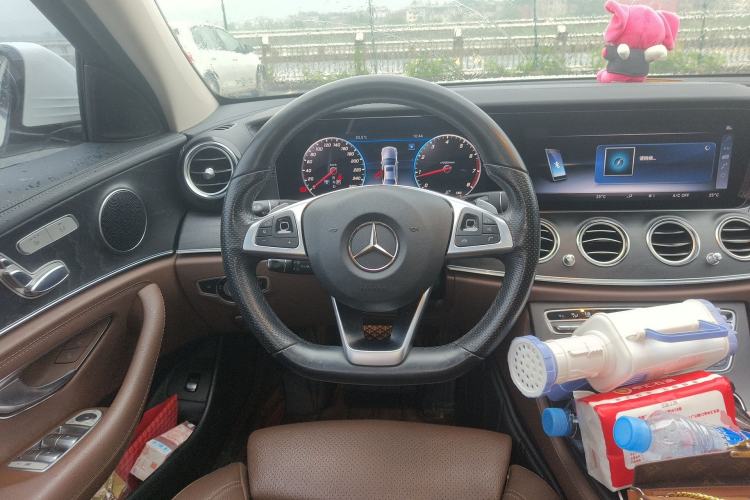 Used Mercedes-Benz E-Class 2017 E 200 L Sport 4MATIC Steering Wheel