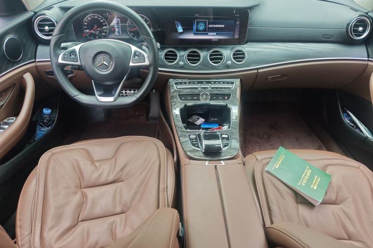 Used Mercedes-Benz E-Class 2017 E 300 L Sport Luxury Edition Steering Wheel