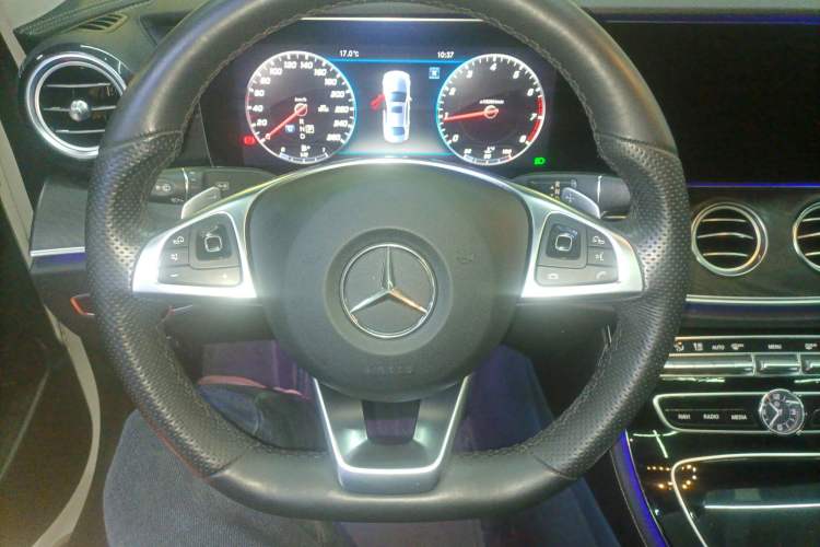 Used Mercedes-Benz E-Class 2017 E 200 L Sport 4MATIC Steering Wheel