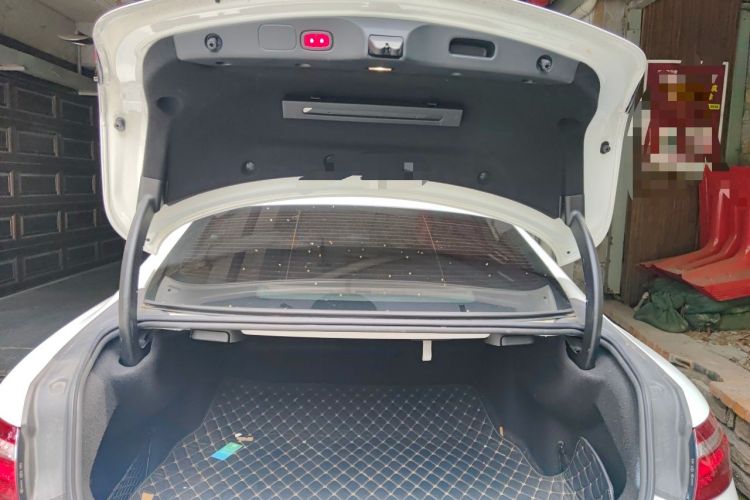 Used Mercedes-Benz E-Class 2017 E 200 Coupe Trunk