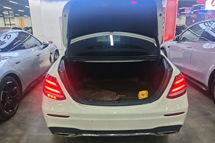 Used Mercedes-Benz E-Class 2017 E 300 L Sport Luxury Edition Trunk