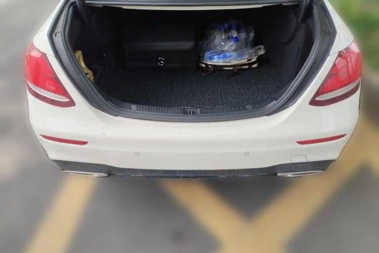 Used Mercedes-Benz E-Class 2017 E 200 Sport 4MATIC Trunk