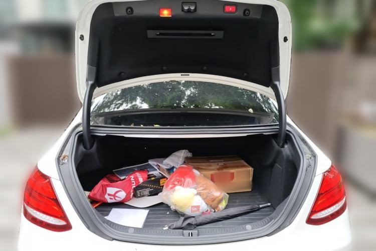 Used Mercedes-Benz E-Class 2017 E 300 L Sport Luxury Edition Trunk