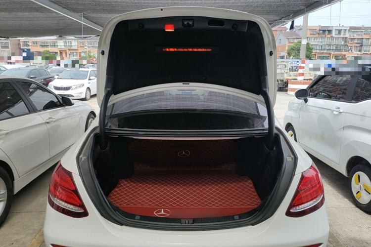 Used Mercedes-Benz E-Class 2017 E 200 Sport 4MATIC Trunk